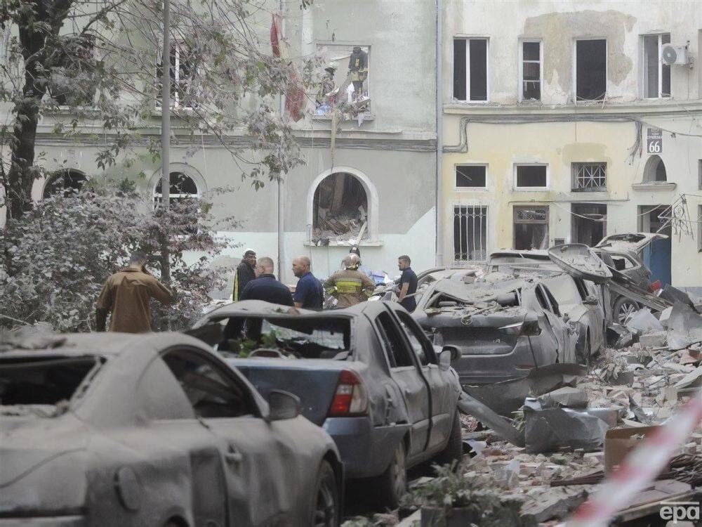 Во Львове под завалами найдена еще одна жертва. Всего от российского обстрела погибли 7 человек – ОВА