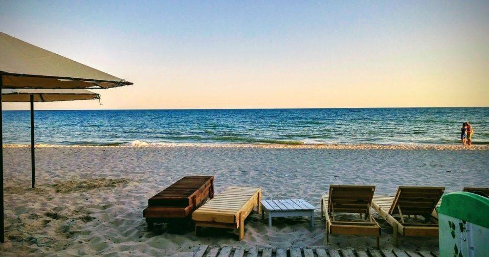 В Одессе официально открыли пляжи: где можно купаться отдыхающим
