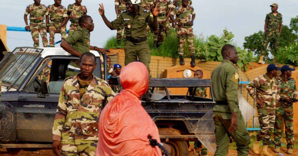 Последний бастион Запада в Африке: начнется ли большая война за сокровища Нигера