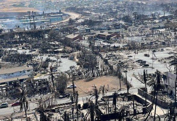 Количество жертв лесных пожаров на Гавайях возросло до 106