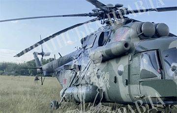 Российский вертолет Ми-8, который ГУР заманило в Украину, вез ценный груз