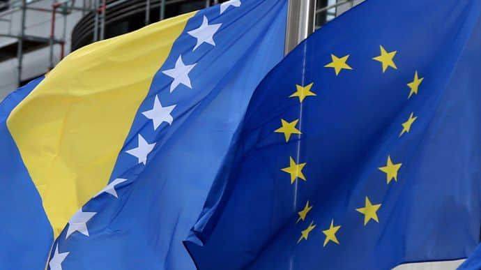 Россия назвала "враждебным актом" участие Боснии в саммите Крымской платформы