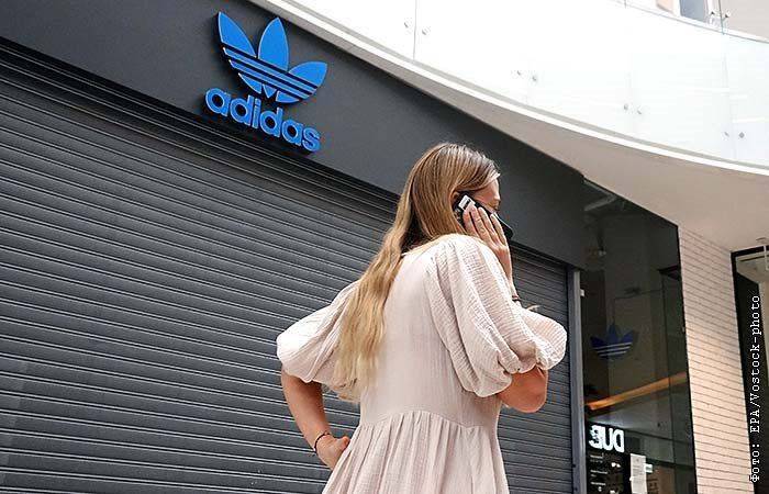 Lamoda откроет офлайн-магазины спортивной одежды на месте Adidas
