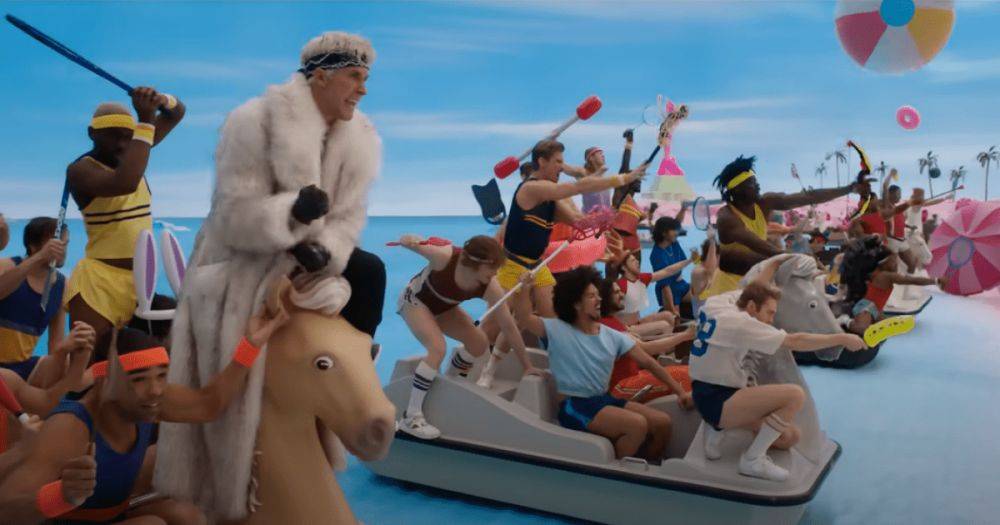 В сети появился эксклюзивный ролик со съемок "Барби" с поющим Райаном Гослингом