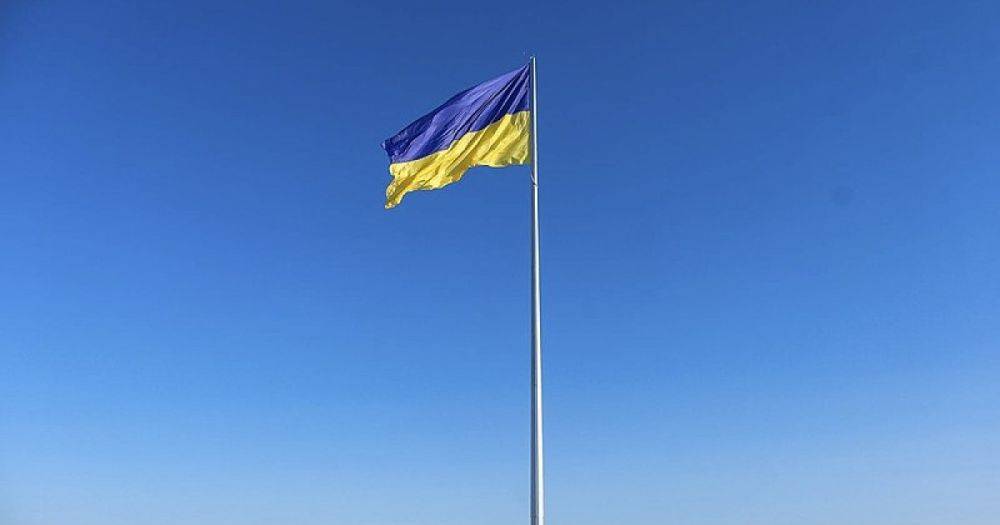 "В честь Дня Независимости": на улицах Луганска прозвучал гимн Украины (видео)