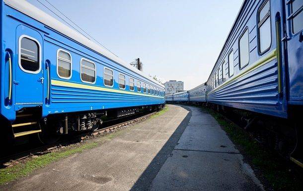 В Полтавской области с рельсов сошел поезд: задерживаются несколько рейсов