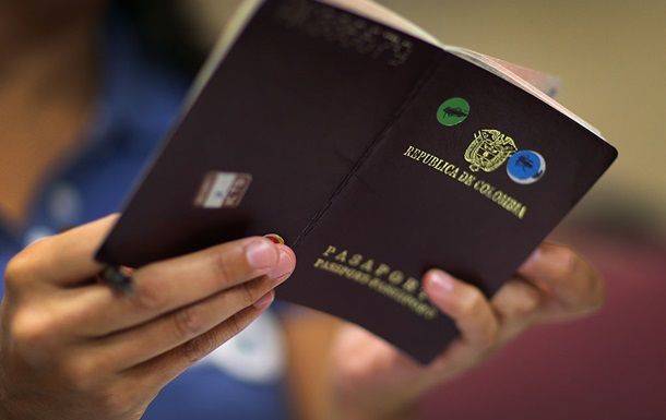 Колумбия разрешила указывать в паспортах третий пол