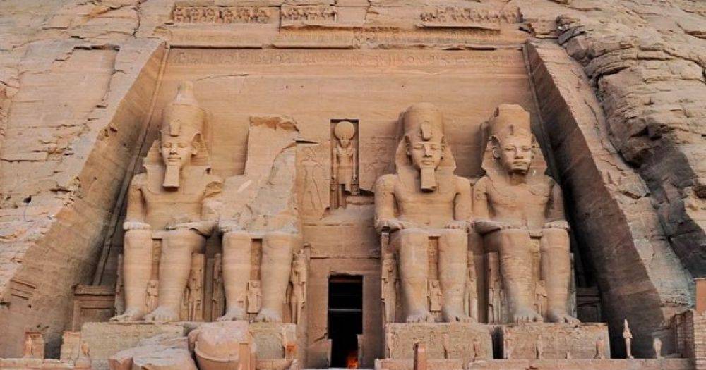 В Древнем Египте женились на своих братьях, сестрах и детях: правда или миф