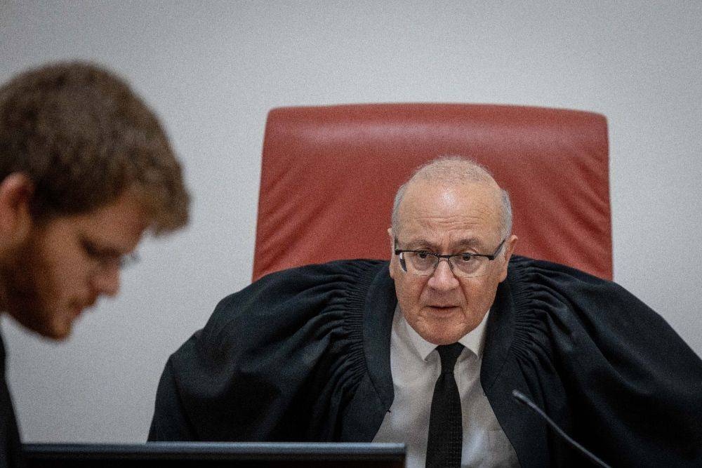 Судья Эльрон предложил назначить себя председателем Верховного суда в нарушение правила «сеньорити»