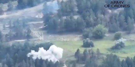 Работает Армия дронов. На Юге ВСУ уничтожили три гаубицы Мста-Б — видео