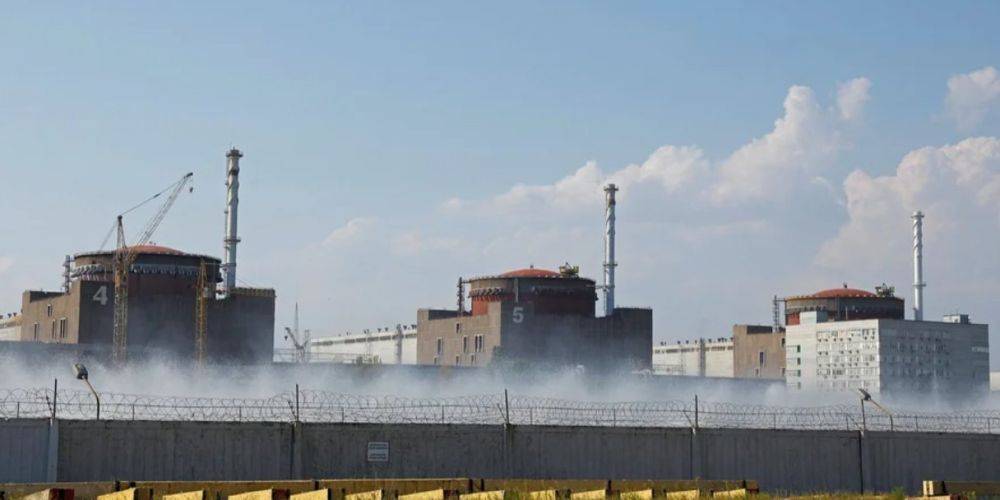 Эксперты МАГАТЭ смогли попасть на крыши двух реакторных зданий ЗАЭС. Оккупанты месяц не давали туда доступ