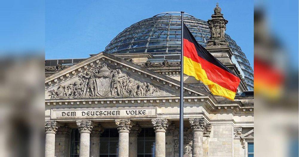 В Германии выявили новые связи радикальной партии АдГ с кремлем