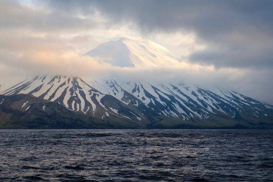 россия и Китай отправили к побережью Аляски крупнейшую флотилию для патрулирования - СМИ