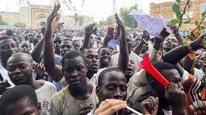 США приостановили часть программ помощи Нигеру
