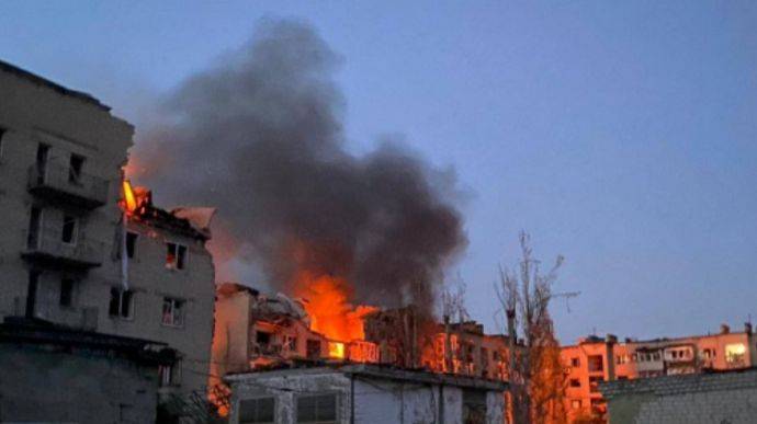 Ракетный удар по Покровску: 5 погибших, 31 раненый, в том числе спасатели и полицейские