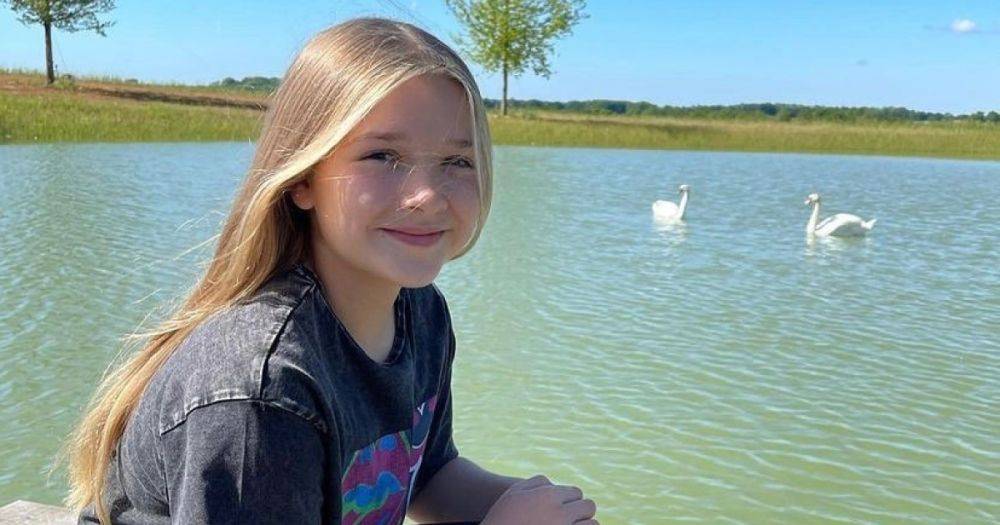 12-летнюю дочь Бекхэмов заметили на отдыхе с сумочкой за $2800