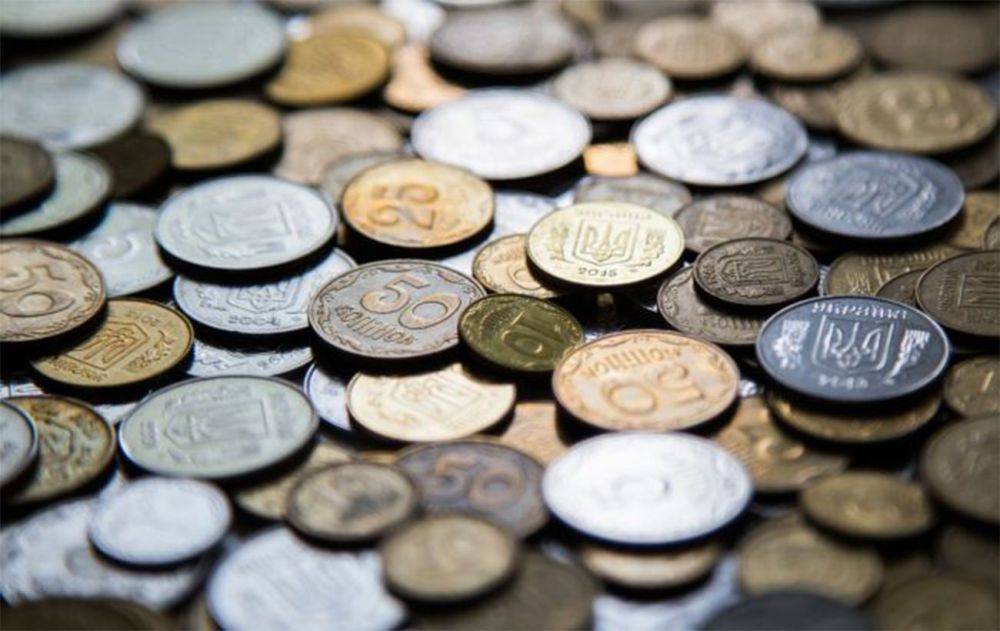 Монеты и банкноты Украины образцов до 2003 года выходят из обращения – где можно сдать до 1 октября