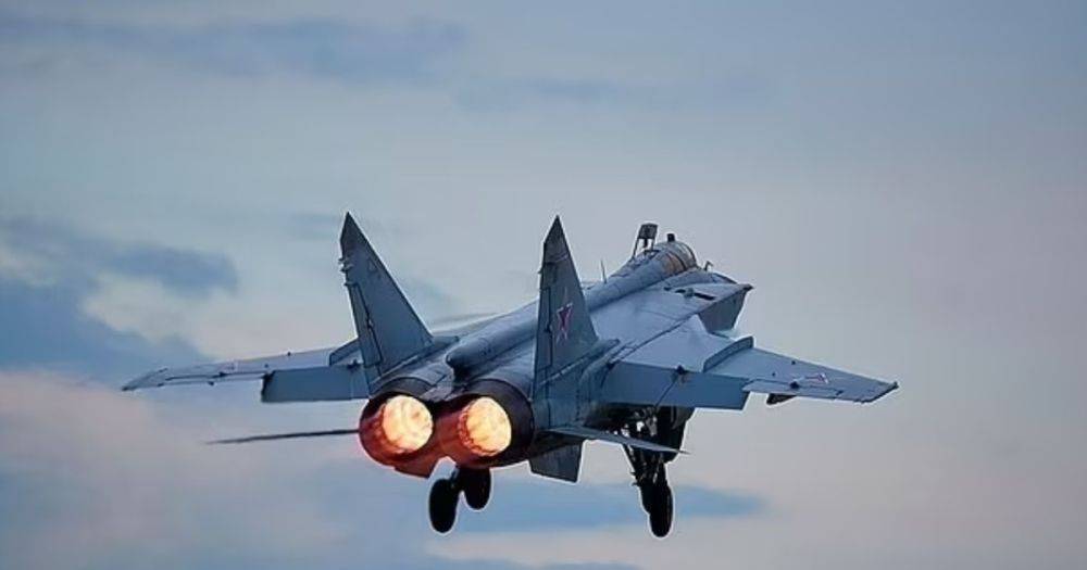 Почему тревога? "Енот" предупреждает украинцев об угрозах, "слушая" боевую авиацию РФ
