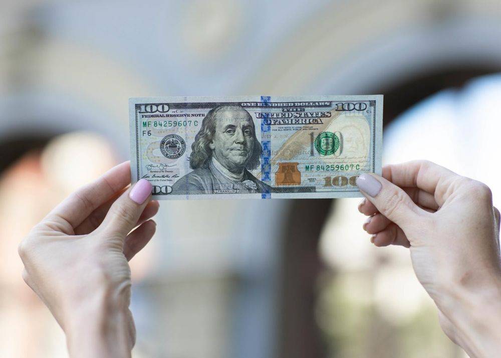 Курс доллара 2024 – какой будет стоимость в следующем году – прогноз Минфина