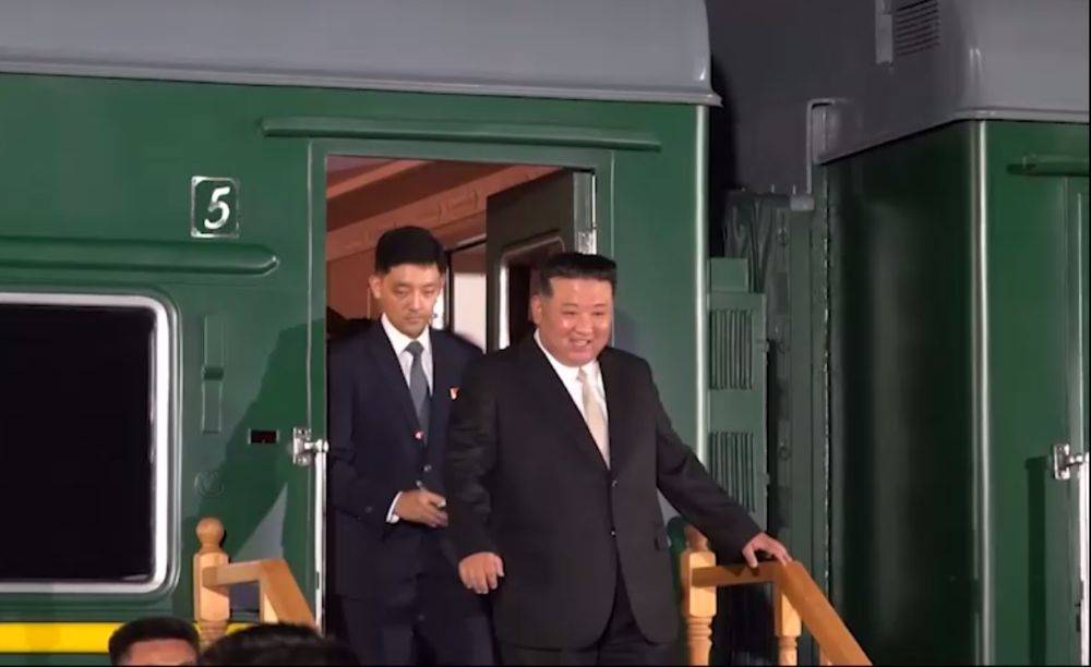 Ким Чен Ын встретится с Путиным - видео прибытия бронепоезда и все данные о поддержке КНДР действий РФ