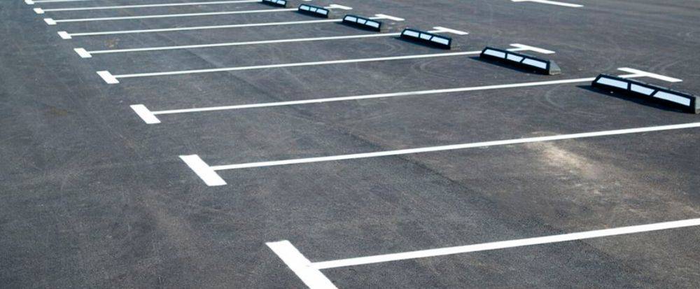 Вскоре в Харькове откроют до 20 муниципальных парковок: как они будут работать