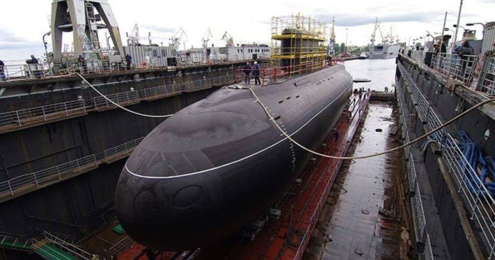 Ударили Storm Shadow: впервые в истории Украина уничтожила подводную лодку крылатой ракетой, — эксперты