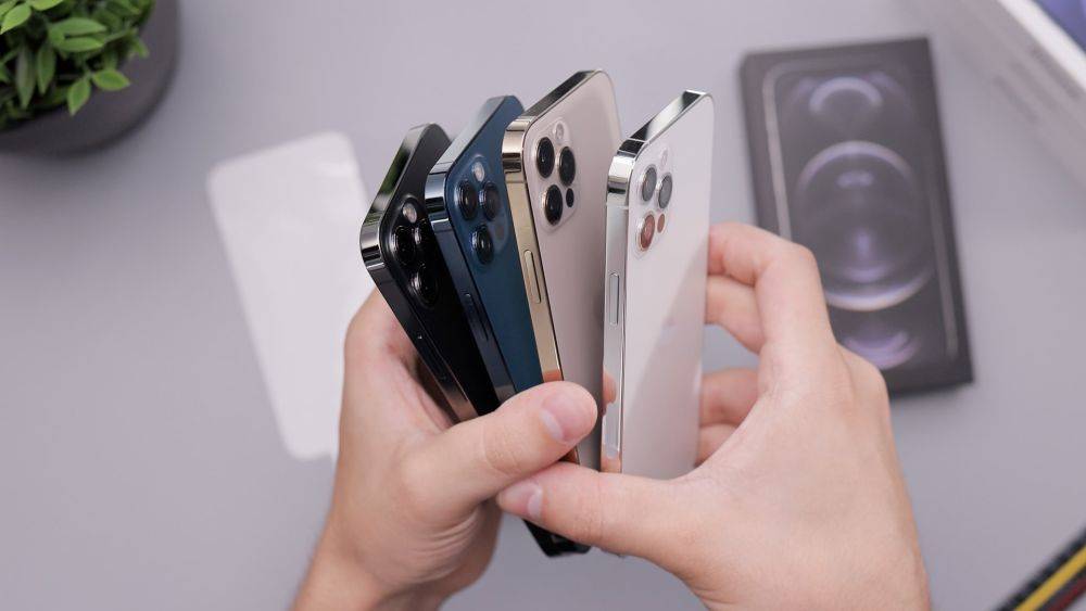 Все о подержанных iPhone: эксперты Стилус рассказали, какие модели выбрать и как безопасно покупать