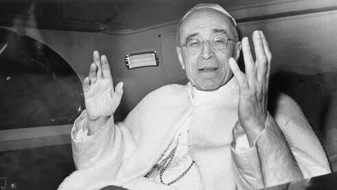 Окончательно: папа Пий XII знал об уничтожении евреев во время Холокоста