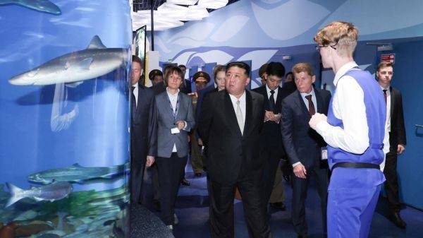 Ким Чен Ын завершил недельный визит в Россию. Он получил в подарок военные дроны и посетил океанариум