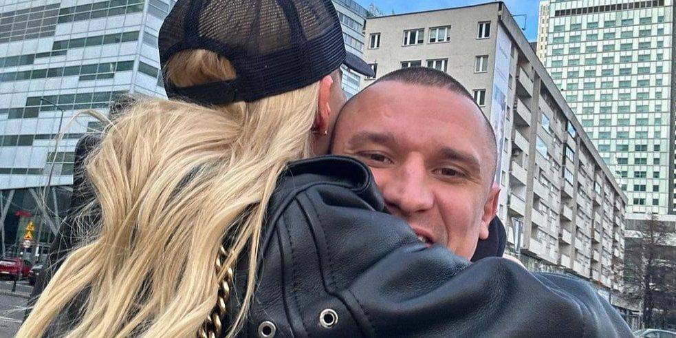 «Моя приехала». Тарас Цымбалюк показал фото со своей возлюбленной после ее возвращения в Киев