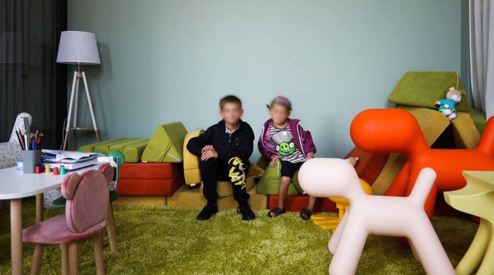 Депортация детей в Россию – Украина вернула еще двоих детей из плена - фото