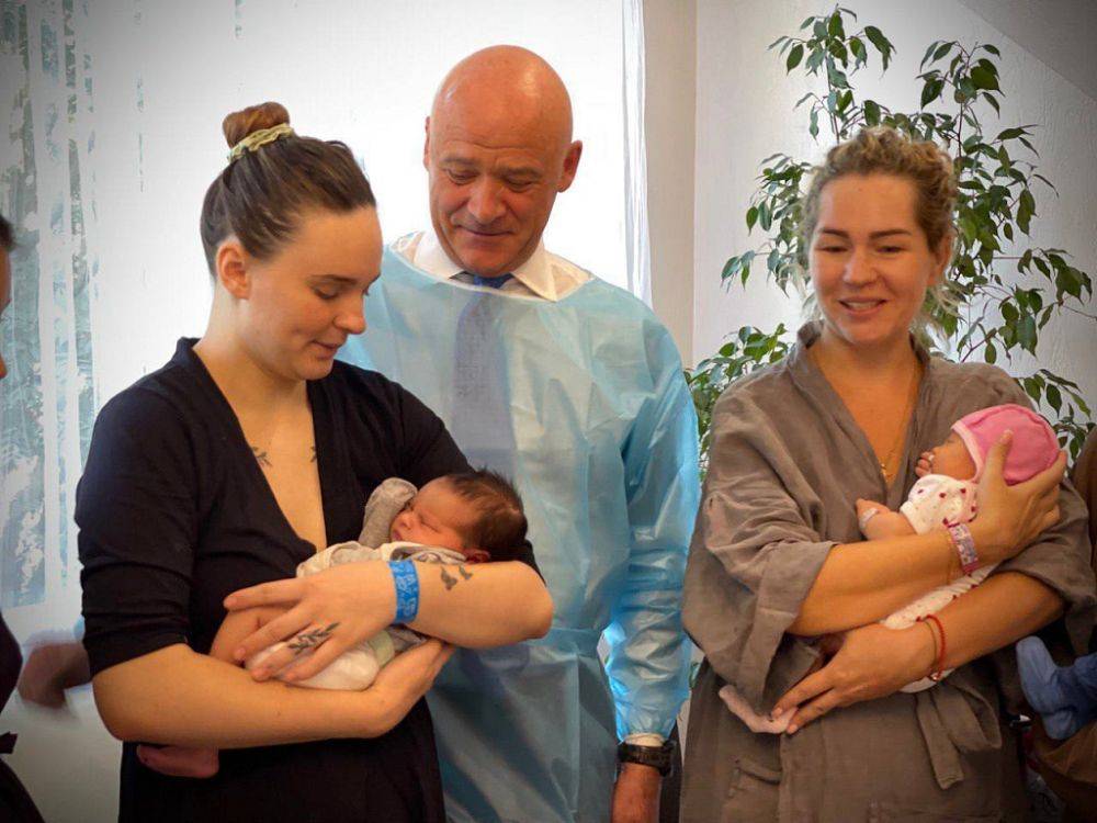 Новорожденные одесситы: кто родился первым в День города | Новости Одессы