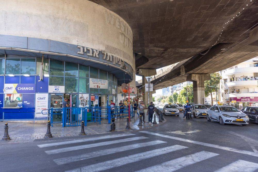 Второй раз за сутки: в Тель-Авиве задержан палестинец с 2 ножами