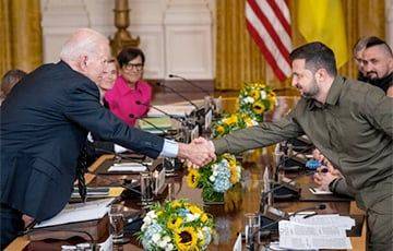 Байден на встрече с Зеленским объявил о новом пакте военной помощи Украине на $325 миллионов