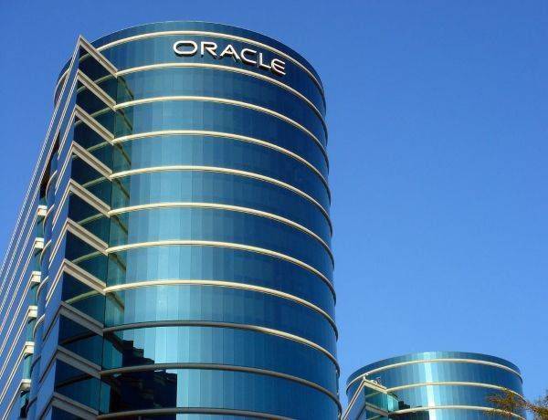 Oracle подтвердила годовой прогноз на уровне $65 млрд