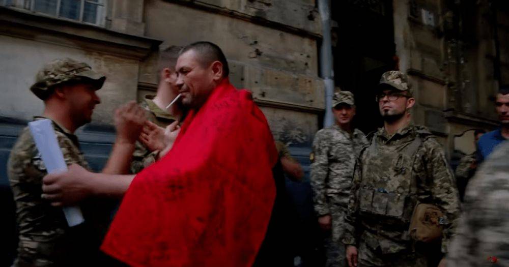 Избиение в Самборе: сотрудников ТЦК отпустили под домашний арест (видео)