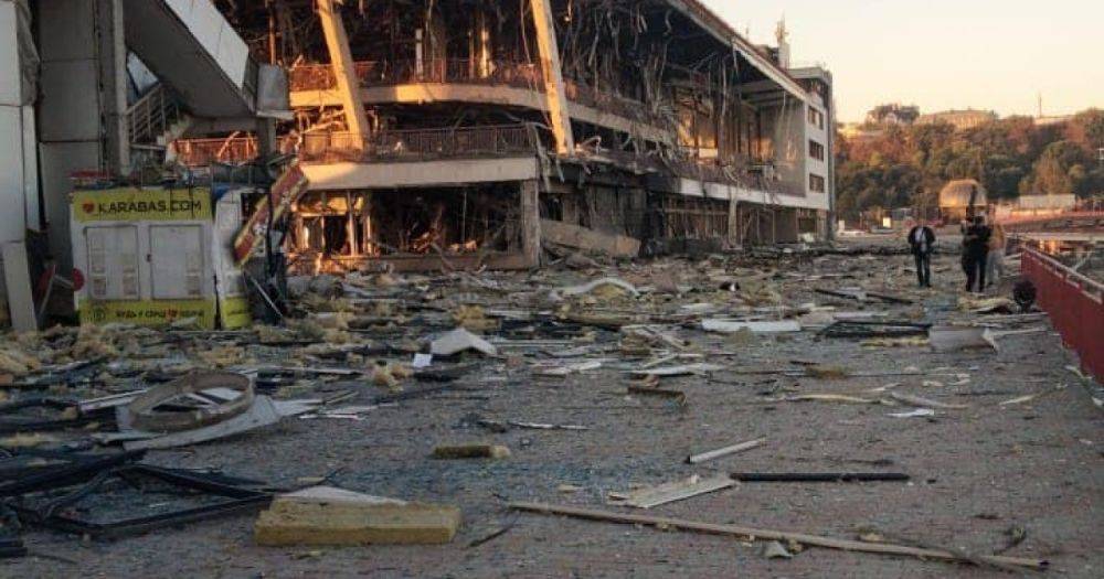 "Мечтал его реконструировать": владелец разрушенного отеля в Одессе прокомментировал последствия атаки