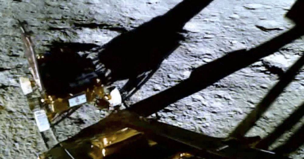 Луноход Chandrayaan-3 обнаружил много серы в грунте полюсов: о чем это говорит (видео)