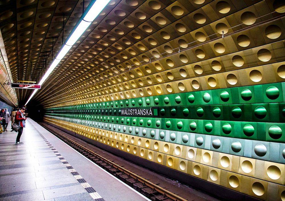 В Праге на выходные закроют участок метро линии «А». Это скажется на поездках в аэропорт