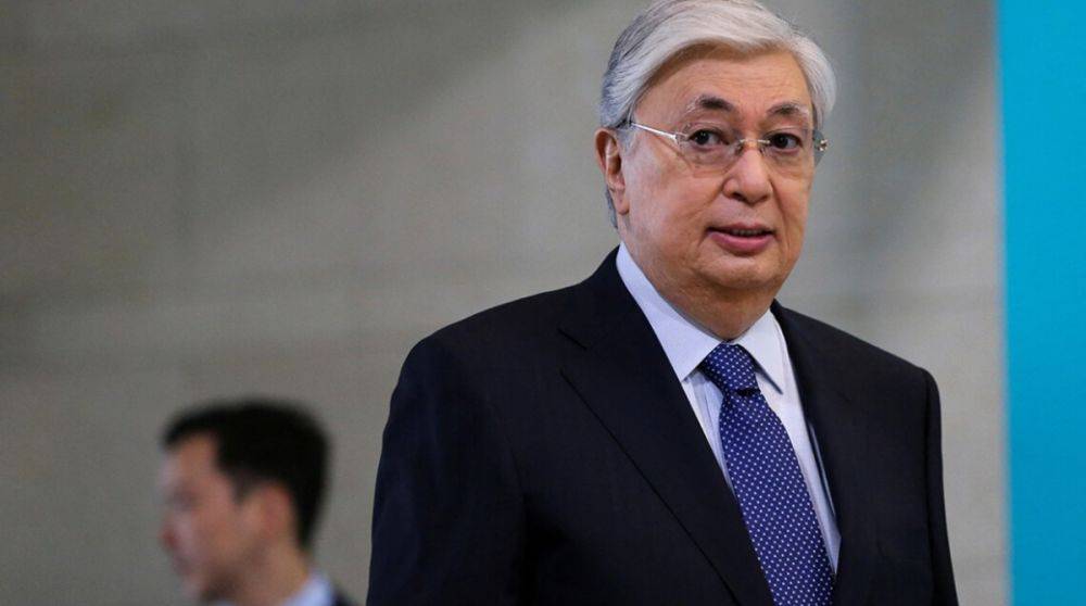 Президент Казахстана пообещал соблюдать режим санкций против россии