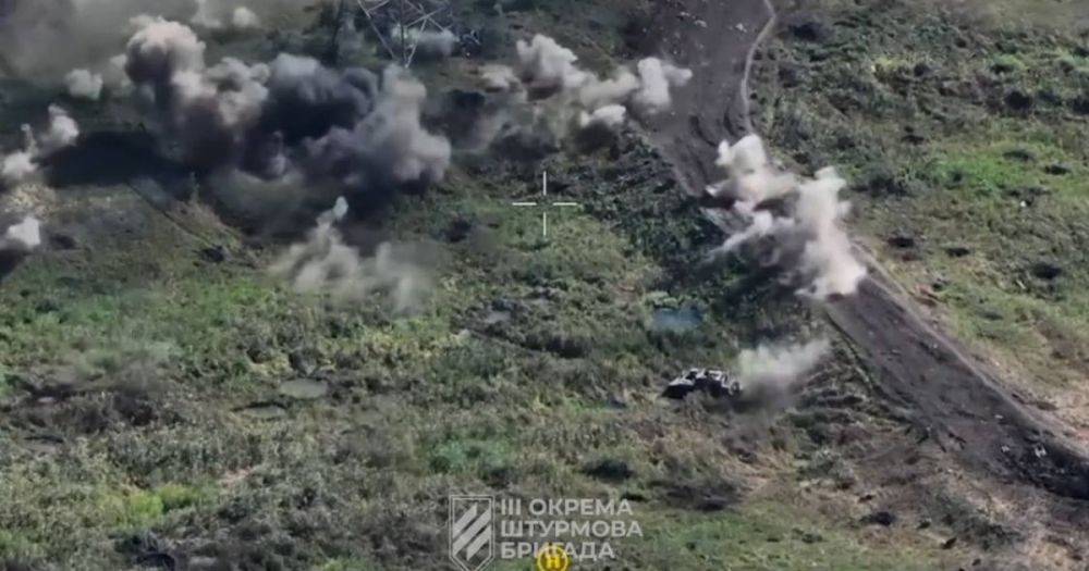 "Развалили оккупантов": артиллеристы 3 ОШБр показали уничтожение врага под Бахмутом (видео)