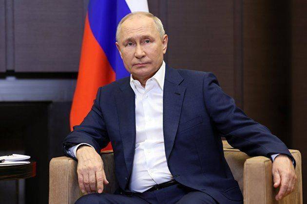 Путин подписал распоряжение о разрешении сделок с акциями банка "Интеза"