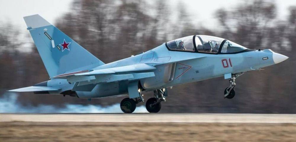 Россия передала Ирану самолеты Як-130 для обучения новых пилотов - СМИ
