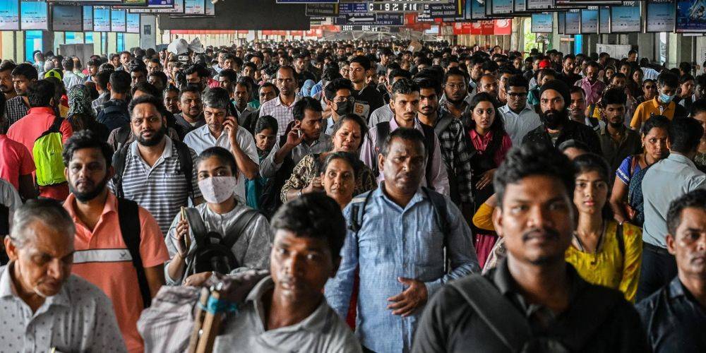 Размер имеет значение. Население Индии опередило китайское и продолжает расти — идет ли демографический бум на пользу стране?