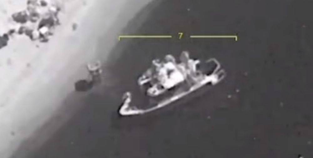 Вражеский катер был уничтожен при попытке высадки десанта: ВМС Украины опубликовали видео