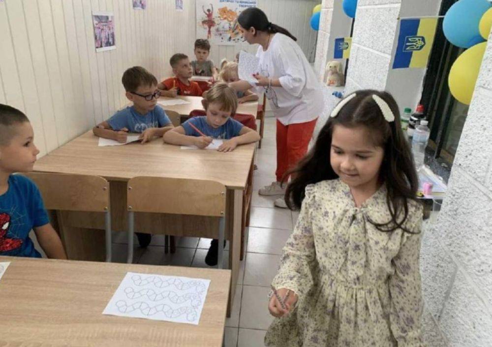 Дети из Луганской области могут посещать занятия по английскому языку в Днепре: подробности