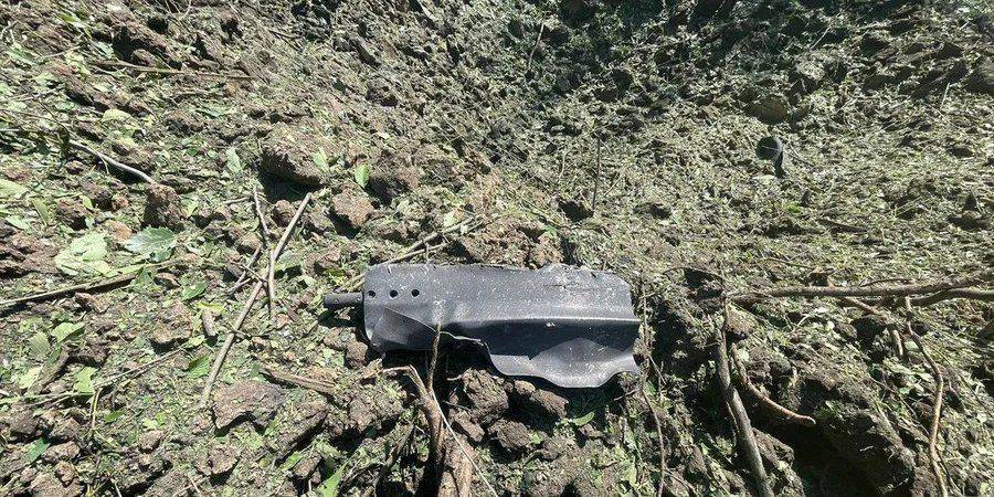Российские оккупанты обстреляли окрестности Торецка, пострадали два подростка и их родители