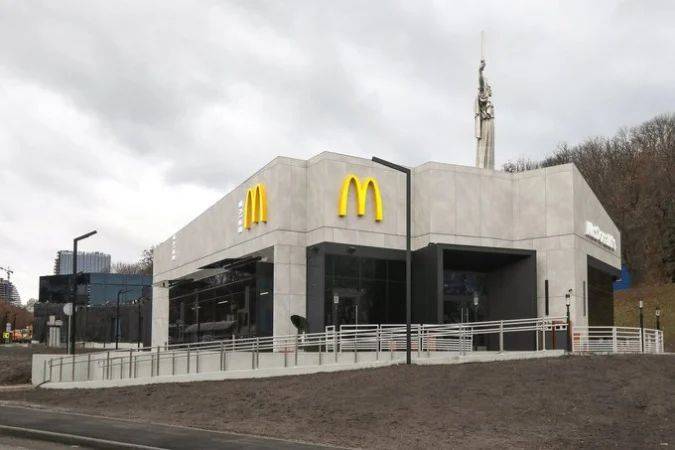 McDonald's открыла еще один ресторан в Киеве