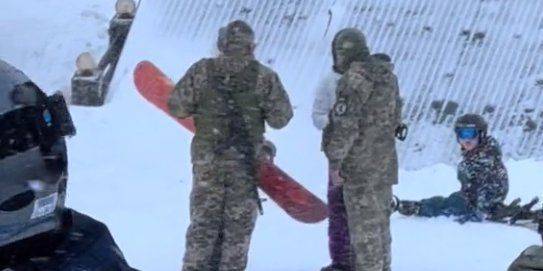 Сотрудники ТЦК посетили горнолыжный курорт Драгобрат — видео