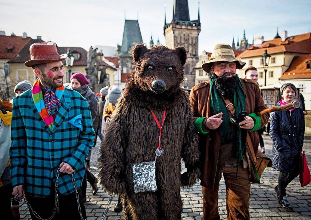 В центре Праги карнавальным шествием отметят Масленицу